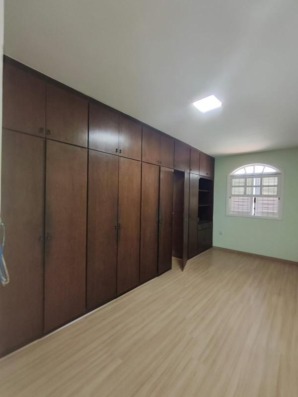 Casa, Alípio de Melo, 5 Quartos, 4 Vagas, 2 Suítes