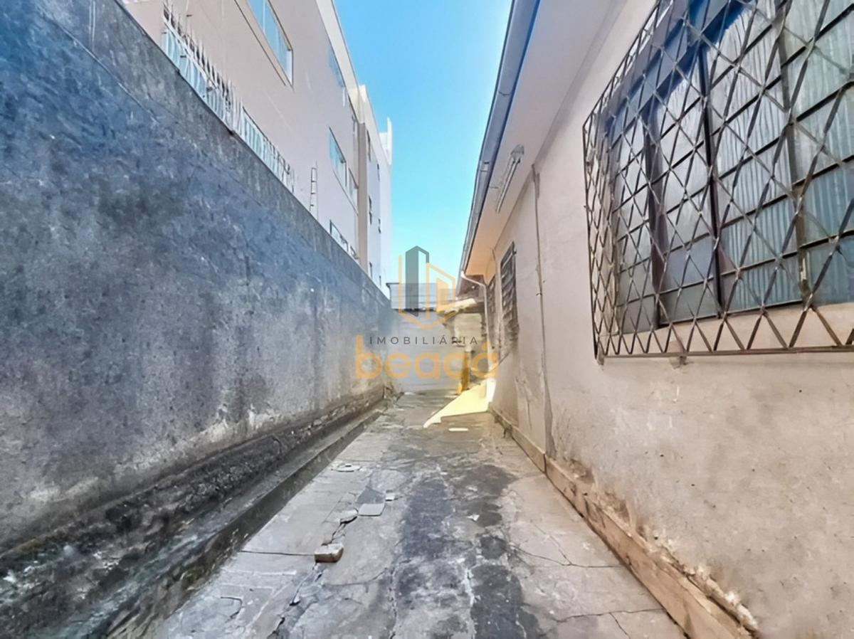 Casa, Carlos Prates, 3 Quartos, 2 Vagas