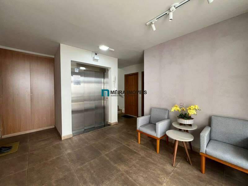 Apartamento, Sagrada Família, 2 Quartos, 1 Vaga