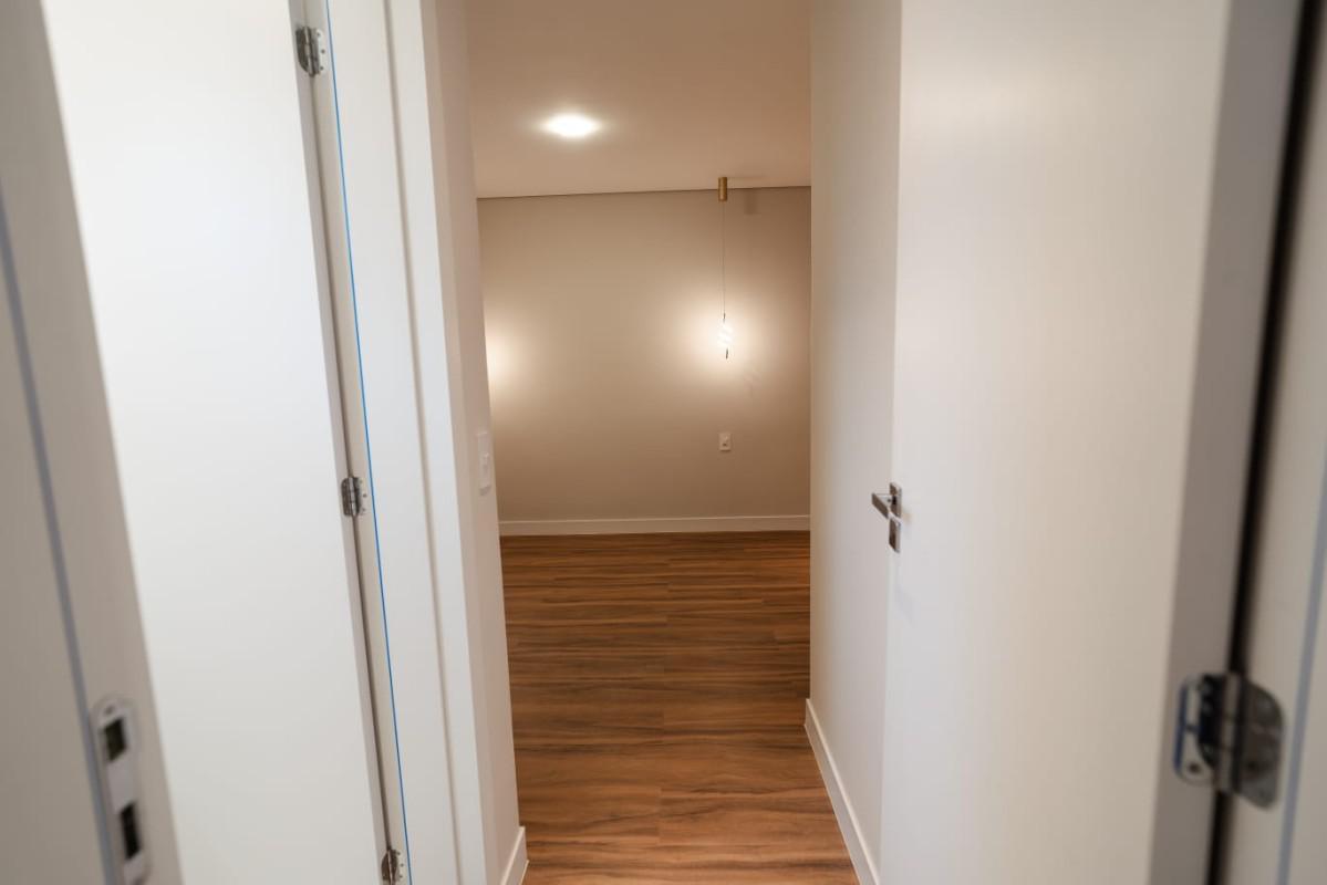 Apartamento, Sagrada Família, 2 Quartos, 2 Vagas, 1 Suíte