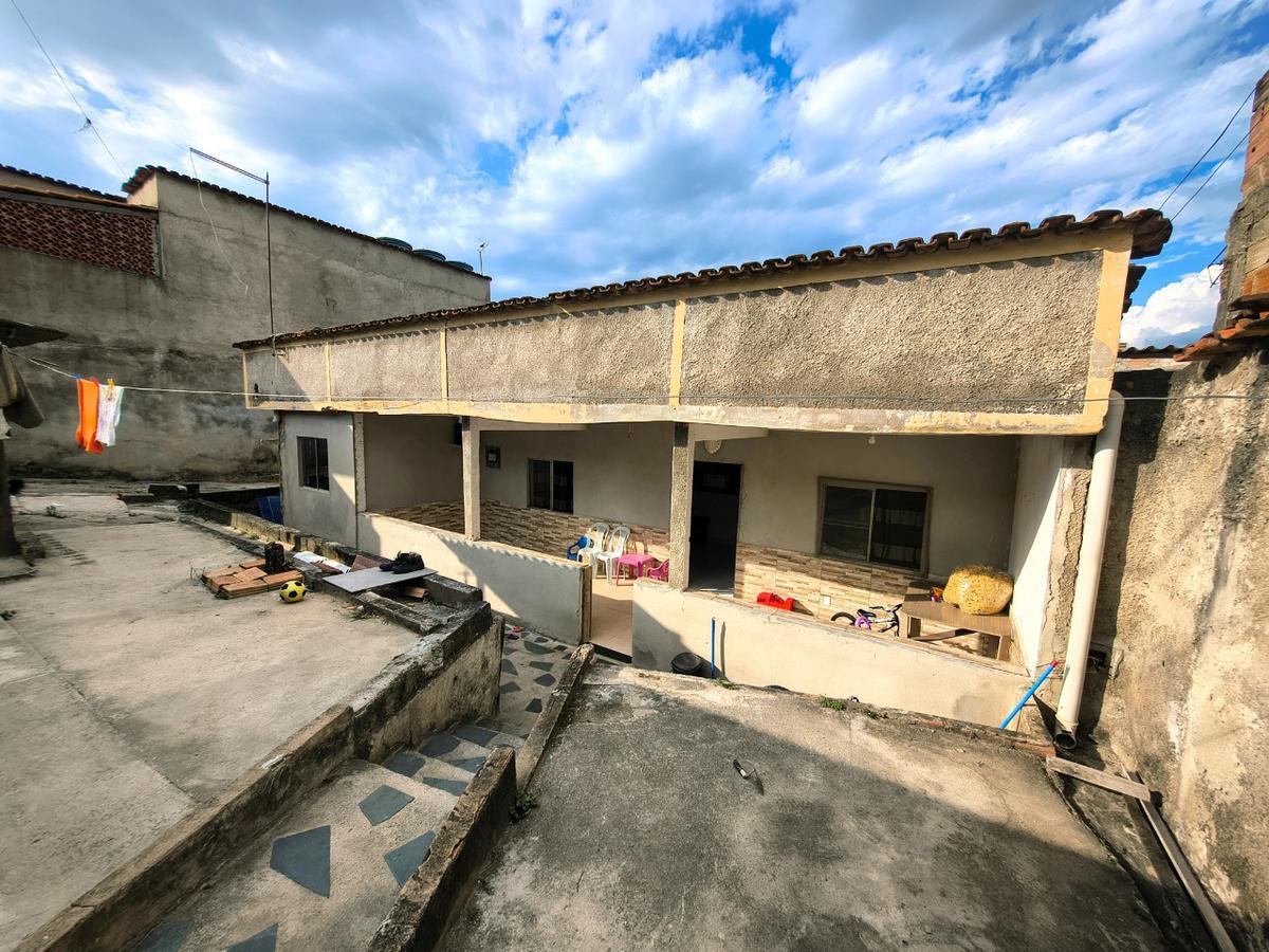 Casa, Piratininga (venda Nova), 3 Quartos, 2 Vagas, 1 Suíte