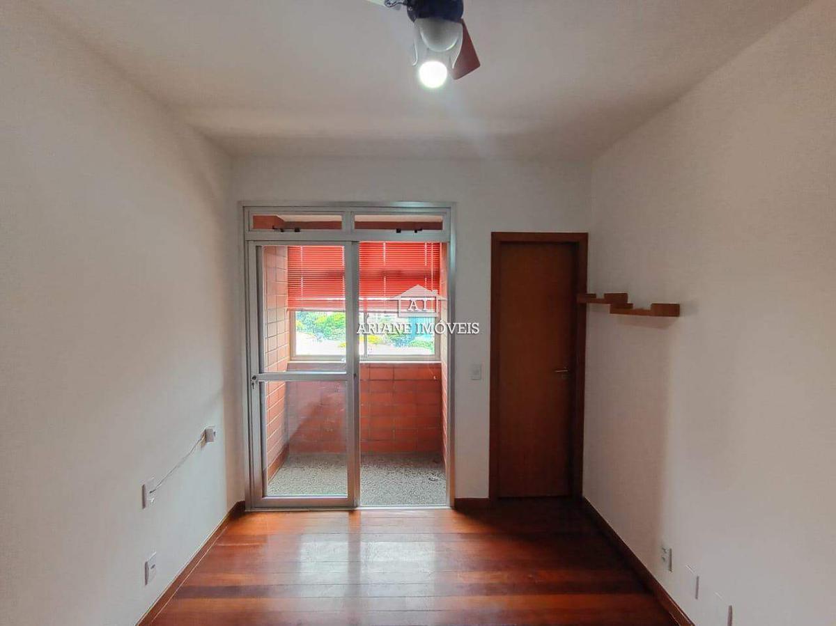 Apartamento, Funcionários, 2 Quartos, 2 Vagas, 1 Suíte