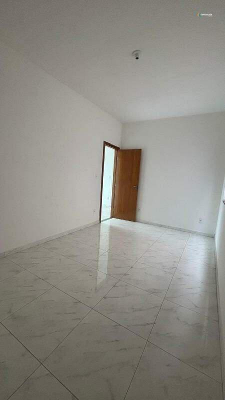 Casa, Novo Centro, 3 Quartos, 2 Vagas, 1 Suíte