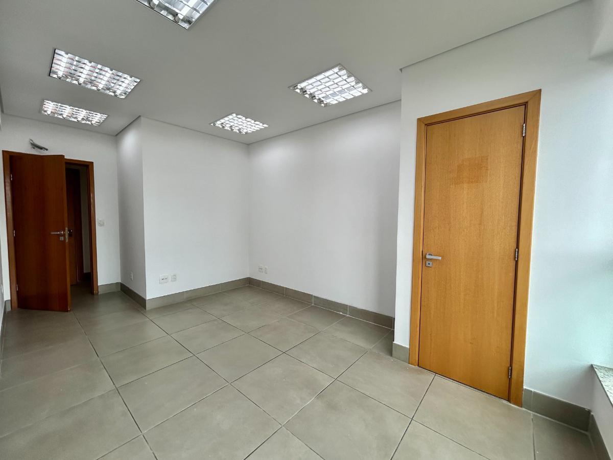 Sala, São José, 0 Quarto, 1 Vaga