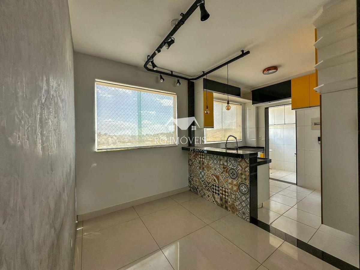 Apartamento, Miramar (barreiro), 3 Quartos, 2 Vagas, 1 Suíte