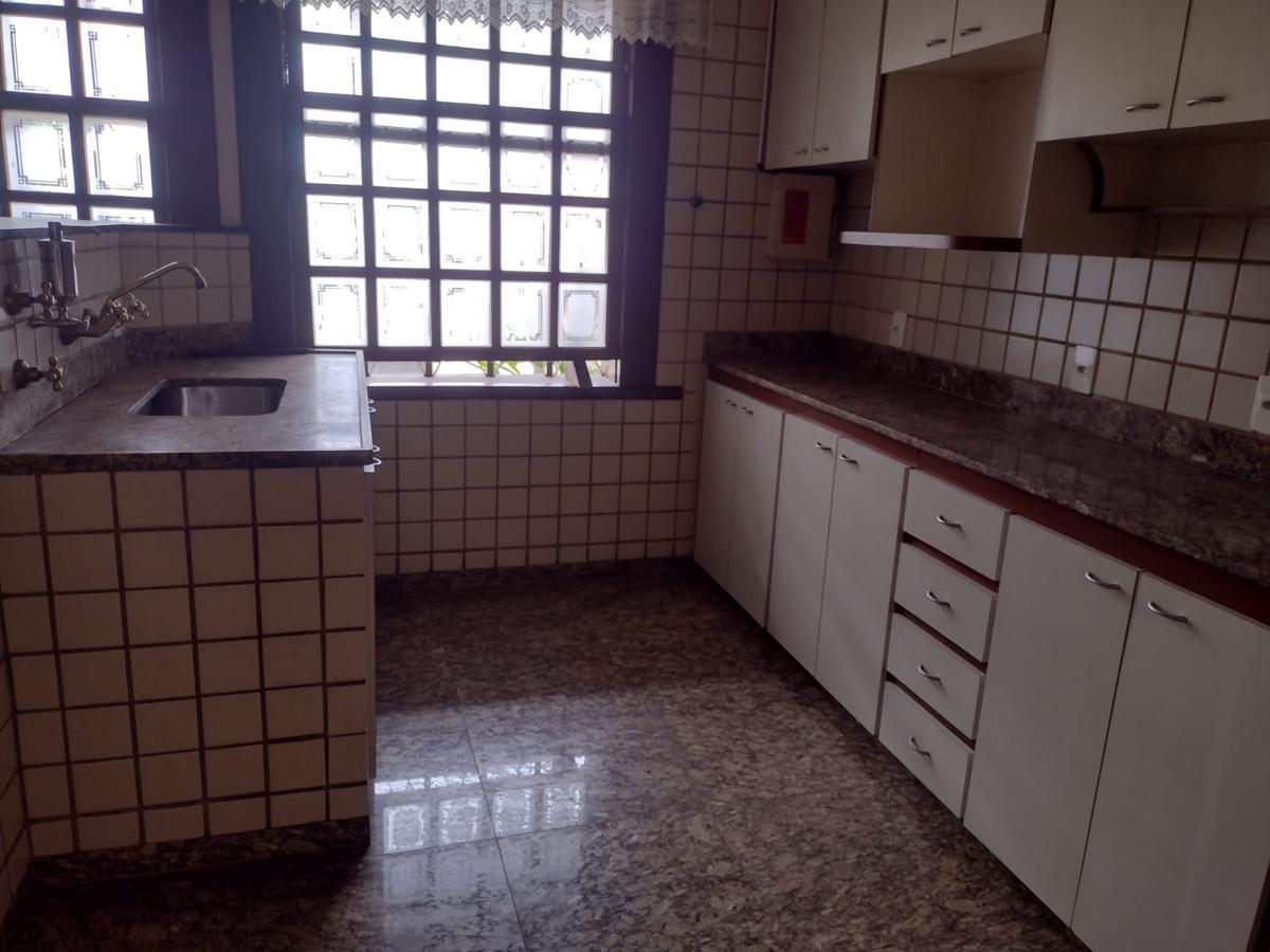Casa, Nova Suíssa, 3 Quartos, 4 Vagas, 1 Suíte