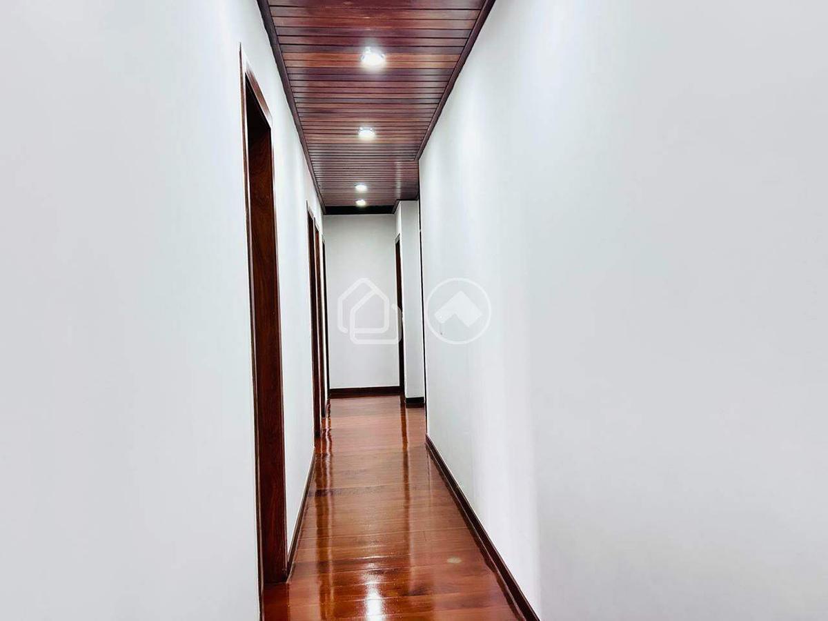 Casa, Santa Teresa, 8 Quartos, 6 Vagas, 2 Suítes