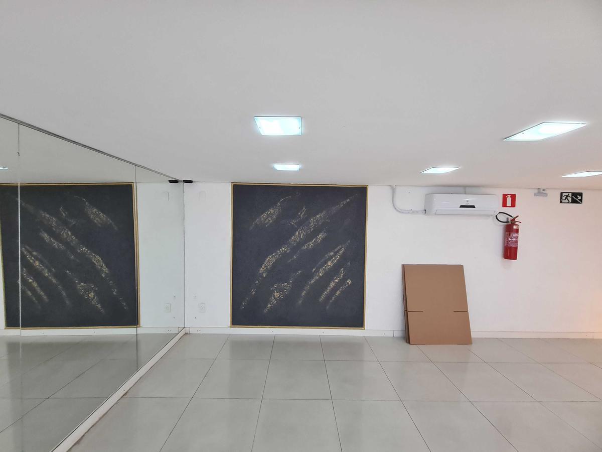 Andar, Belvedere, 0 Quarto, 0 Vaga