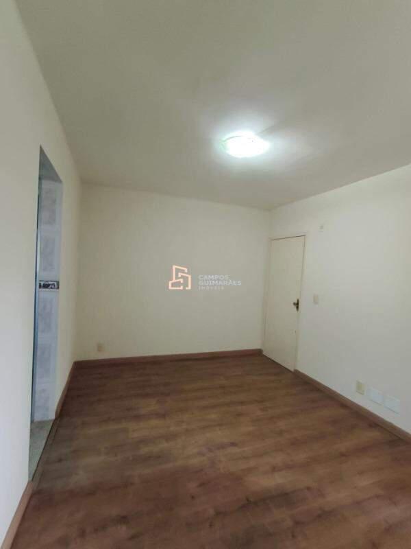 Apartamento, Solar do Barreiro, 2 Quartos, 1 Vaga