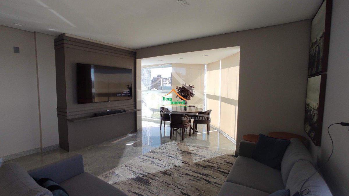 Apartamento, Centro, 4 Quartos, 3 Vagas, 4 Suítes