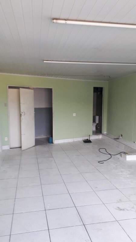 Sala, Centro, 0 Quarto, 0 Vaga