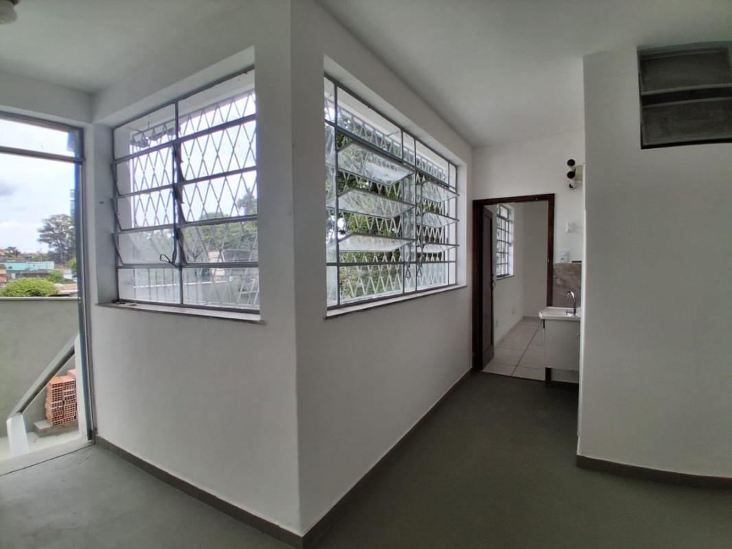 Casa, Cachoeirinha, 3 Quartos, 4 Vagas, 1 Suíte