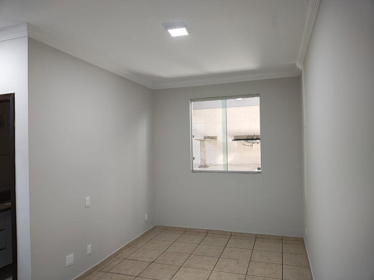 Casa, Santa Mônica, 3 Quartos, 2 Vagas, 1 Suíte