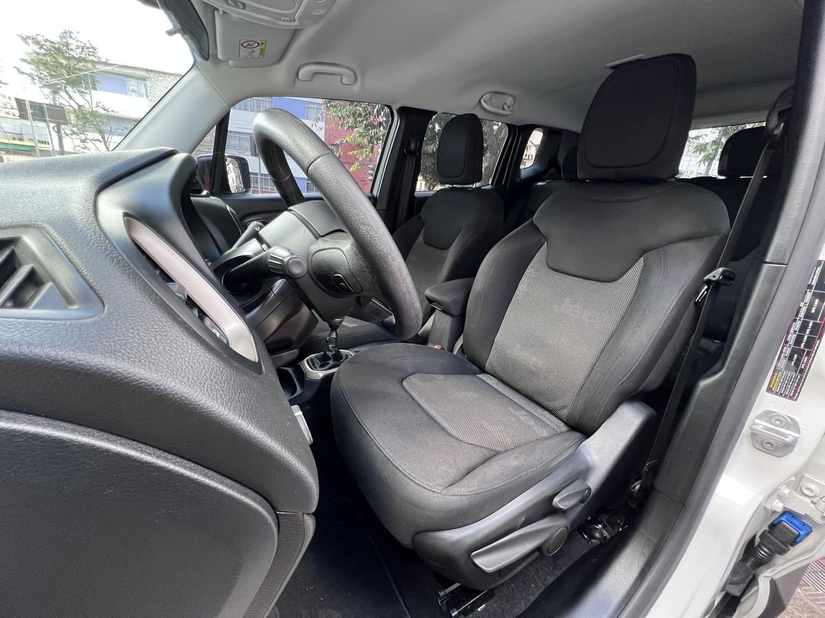 Jeep Renegade Sport 1.8 4x2 Flex 16v Mec.