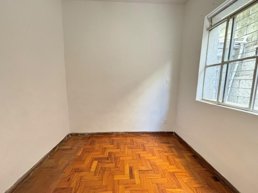Apartamento, Sagrada Família, 2 Quartos, 1 Vaga