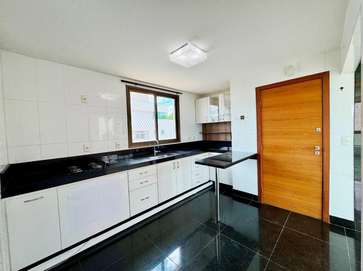 Apartamento, Liberdade, 4 Quartos, 3 Vagas, 2 Suítes