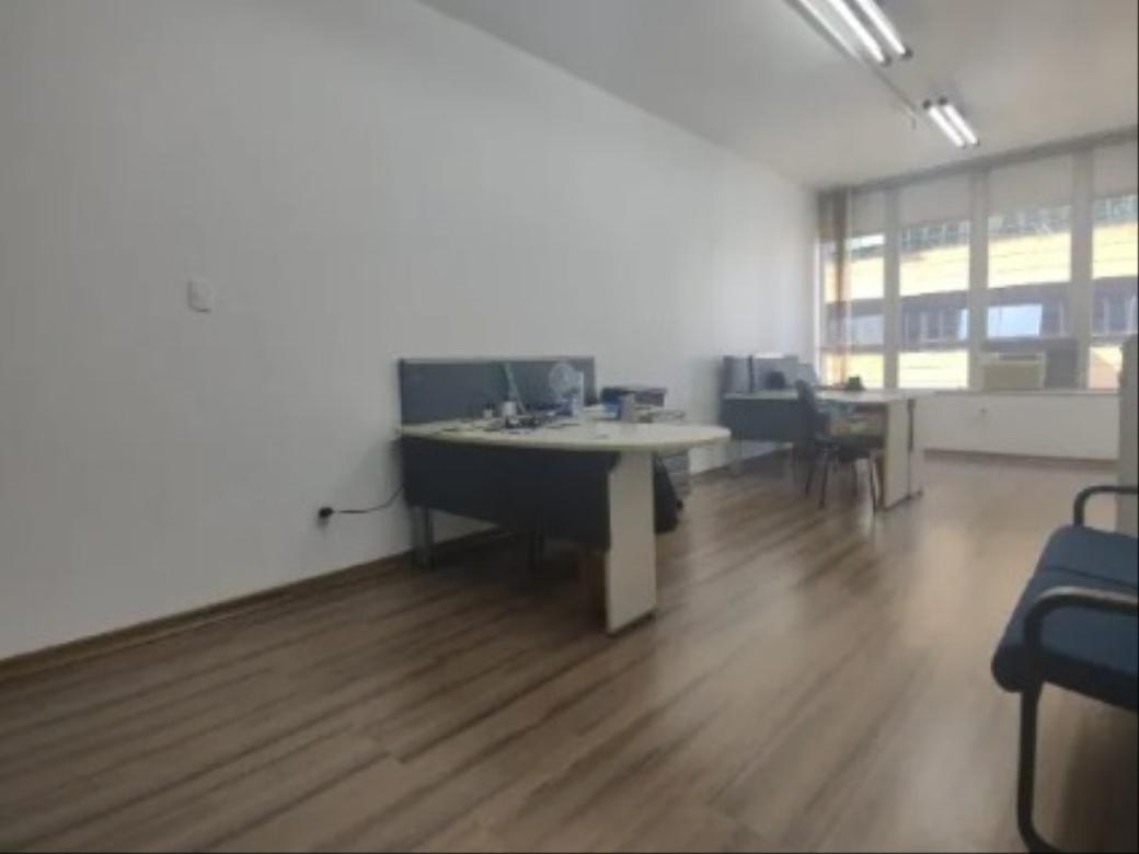 Sala, Savassi, 1 Vaga