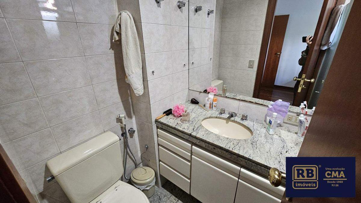 Apartamento, Funcionários, 4 Quartos, 2 Vagas, 1 Suíte