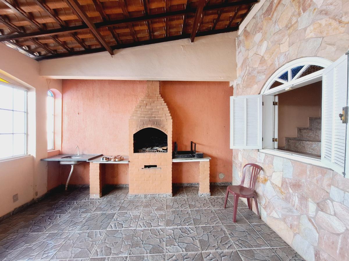 Casa, Acaiaca, 5 Quartos, 2 Vagas, 1 Suíte