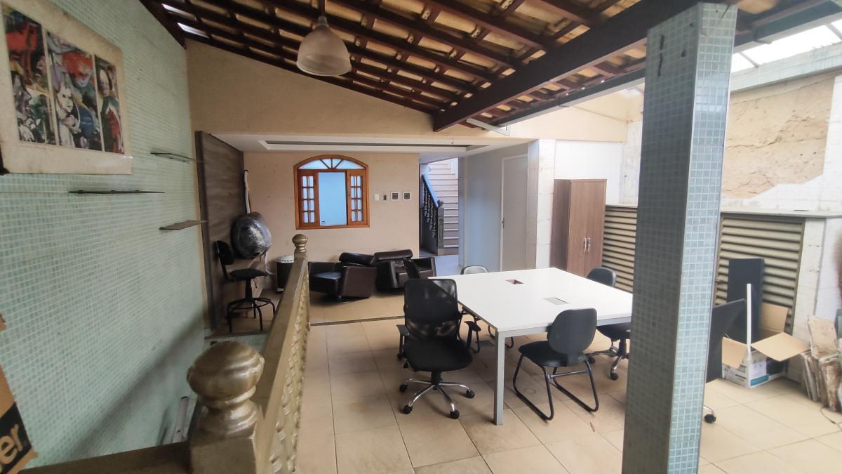 Casa, Itapoã, 4 Quartos, 2 Vagas, 1 Suíte