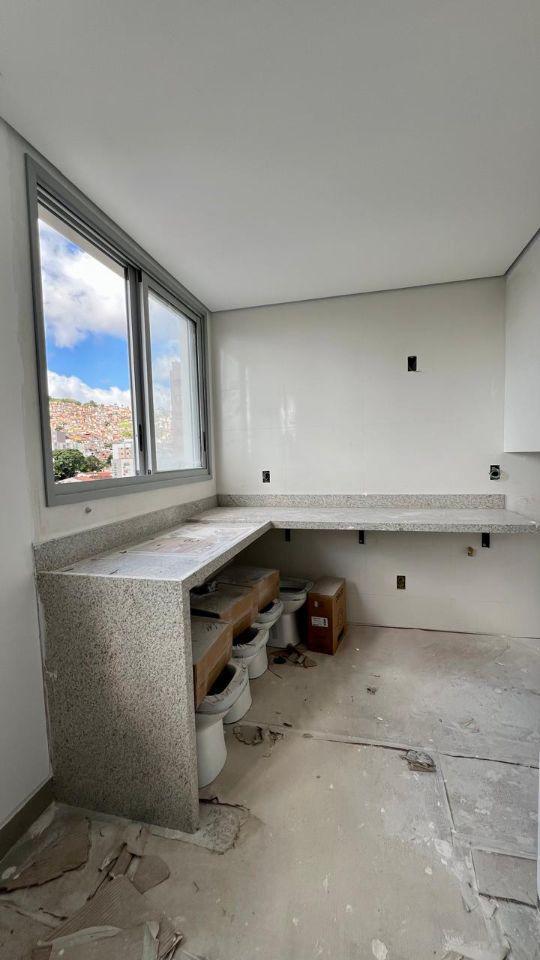 Cobertura, Santa Efigênia, 2 Quartos, 2 Vagas, 1 Suíte