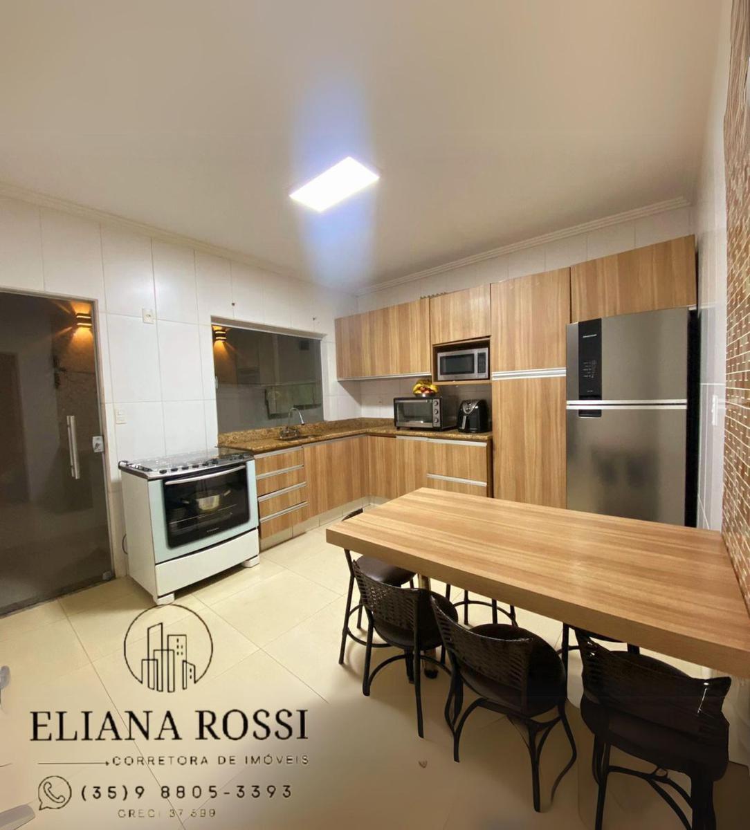 Casa, Centro, 2 Quartos, 2 Vagas, 1 Suíte