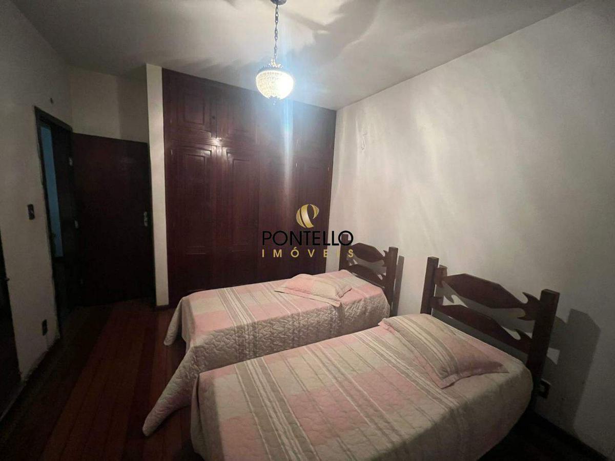 Casa, Jardim Arizona, 6 Quartos, 4 Vagas, 1 Suíte