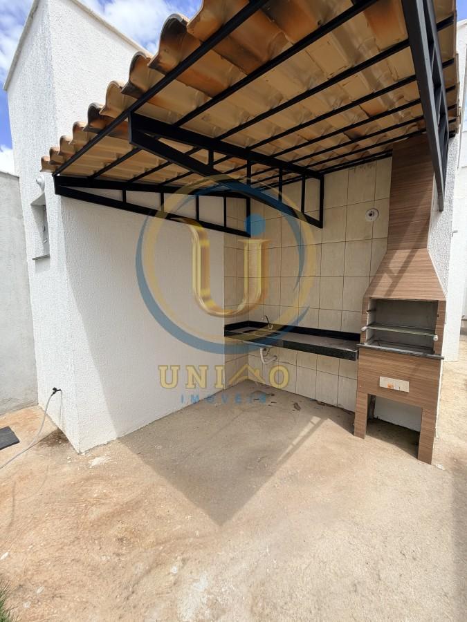 Casa, Centro, 3 Quartos, 2 Vagas, 1 Suíte