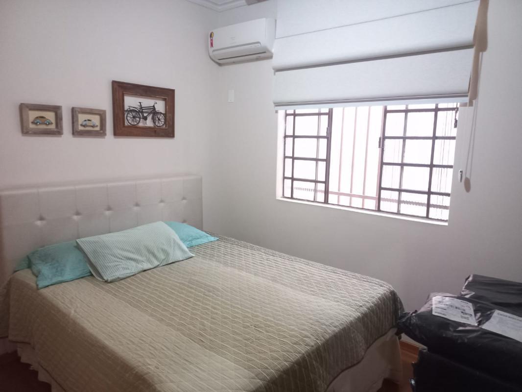 Casa, Itapoã, 3 Quartos, 2 Vagas, 1 Suíte