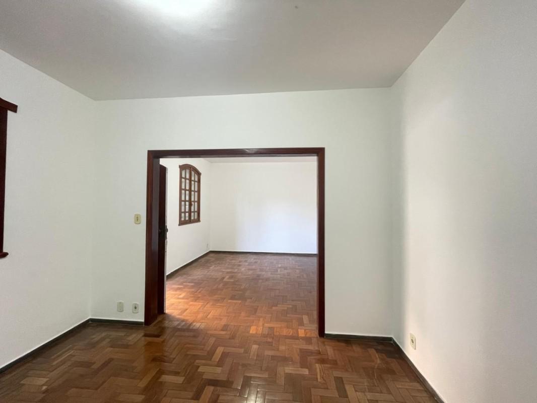 Casa, Floresta, 5 Quartos, 4 Vagas, 1 Suíte