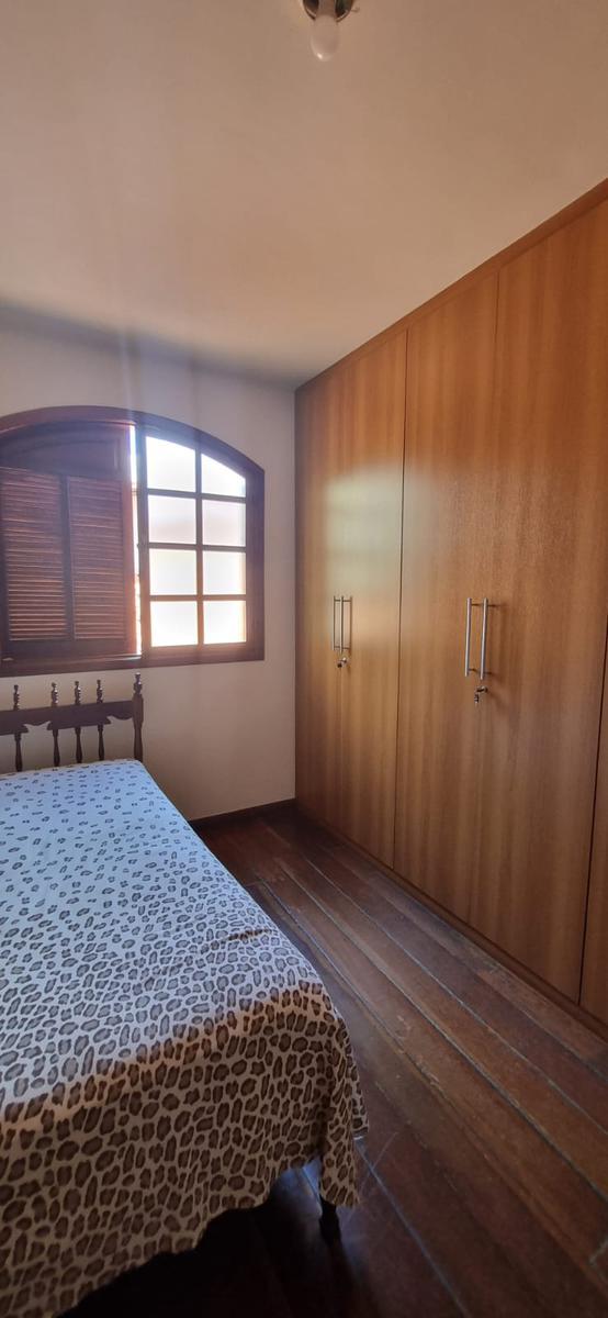 Casa, Esplanada, 8 Quartos, 2 Vagas, 1 Suíte