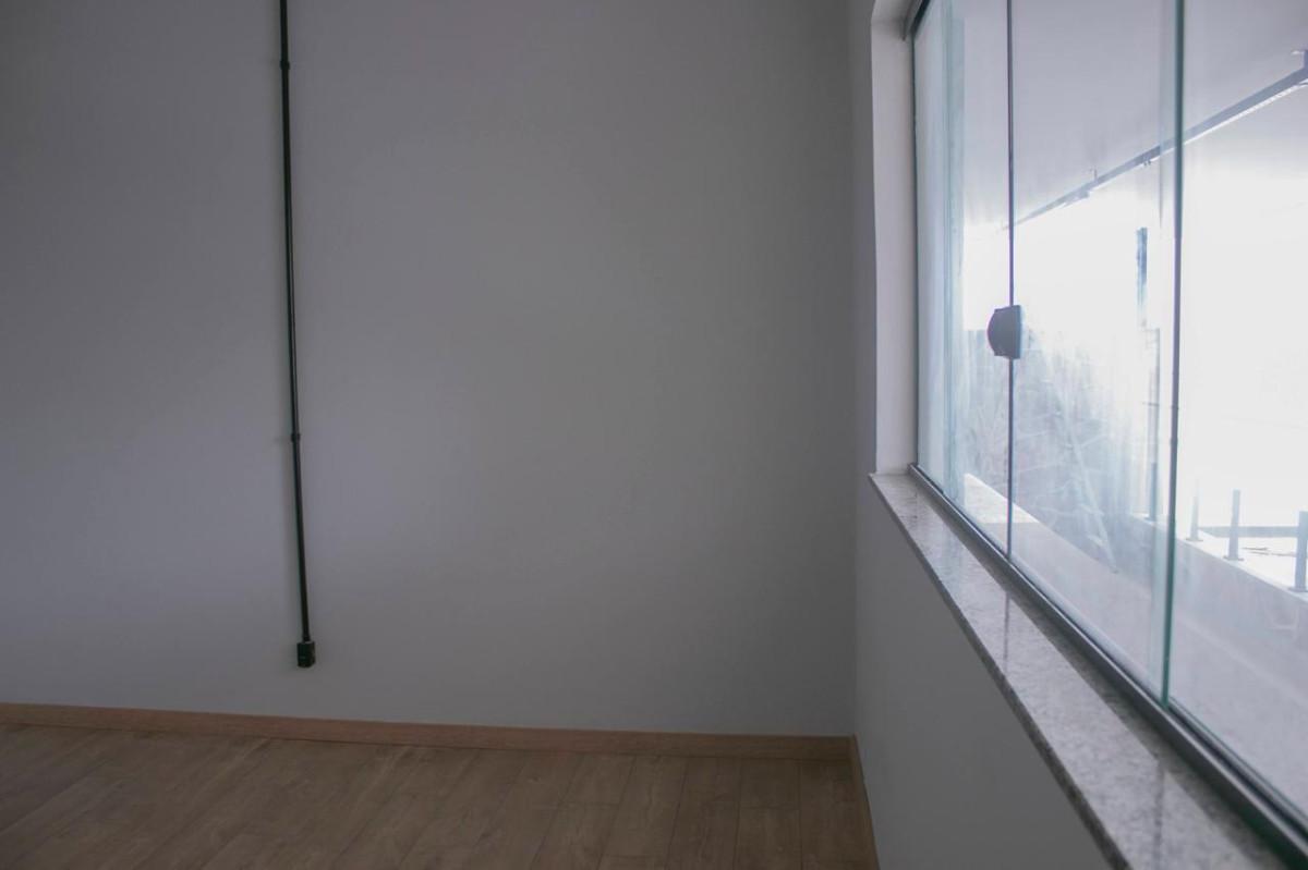 Casa Comercial, Colégio Batista, 5 Quartos, 3 Vagas