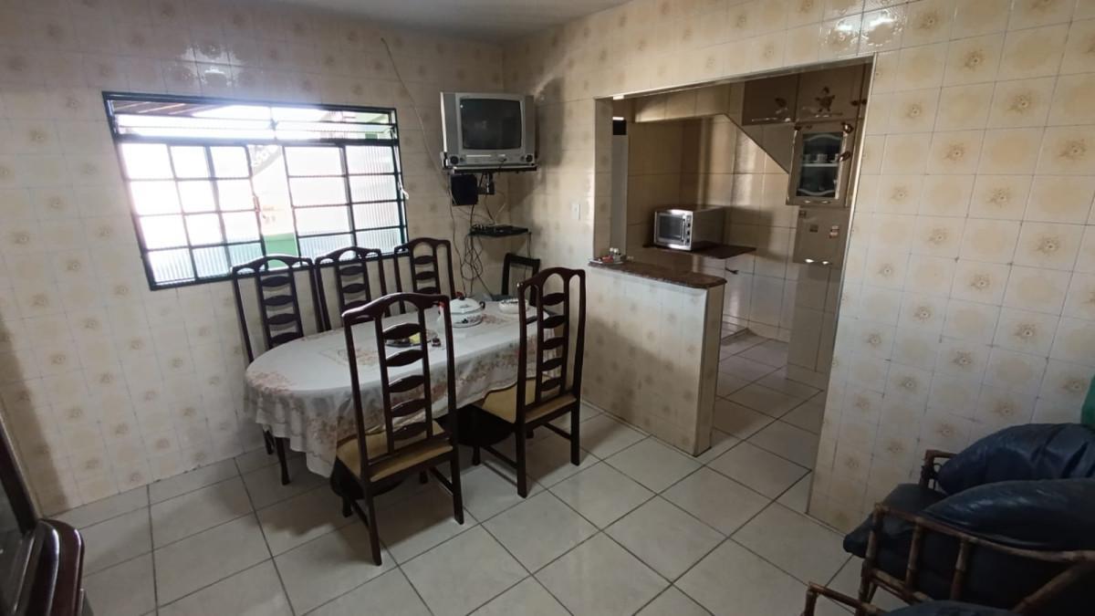 Casa, Caiçaras, 4 Quartos, 2 Vagas, 2 Suítes