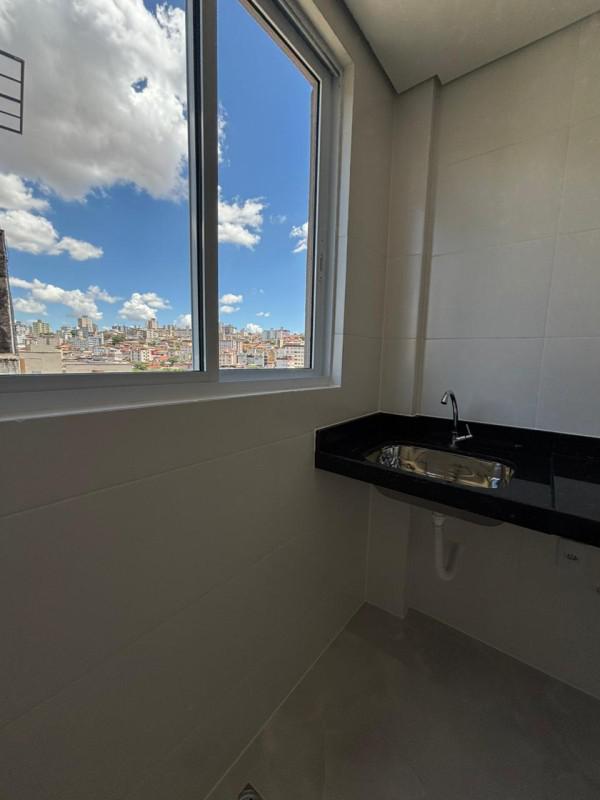 Apartamento, Sagrada Família, 3 Quartos, 2 Vagas, 1 Suíte