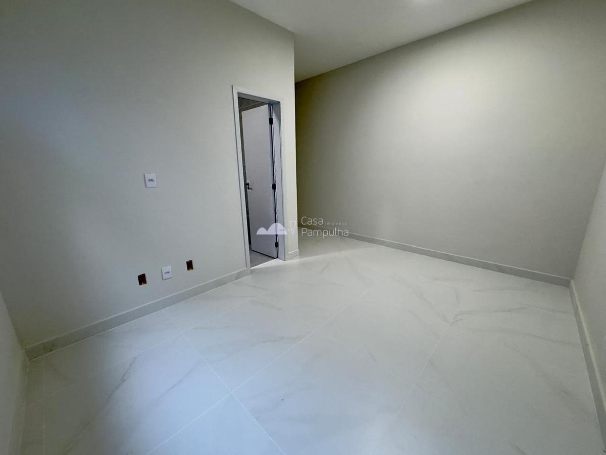 Casa, Trevo, 3 Quartos, 2 Vagas, 1 Suíte
