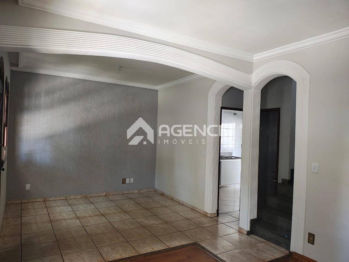 Casa, Serrano, 4 Quartos, 0 Vaga, 1 Suíte