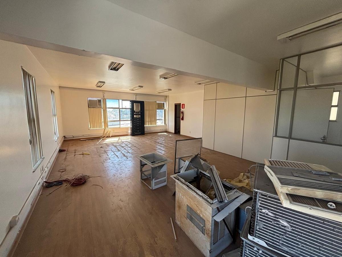 Sala, Santa Efigênia, 0 Quarto, 0 Vaga