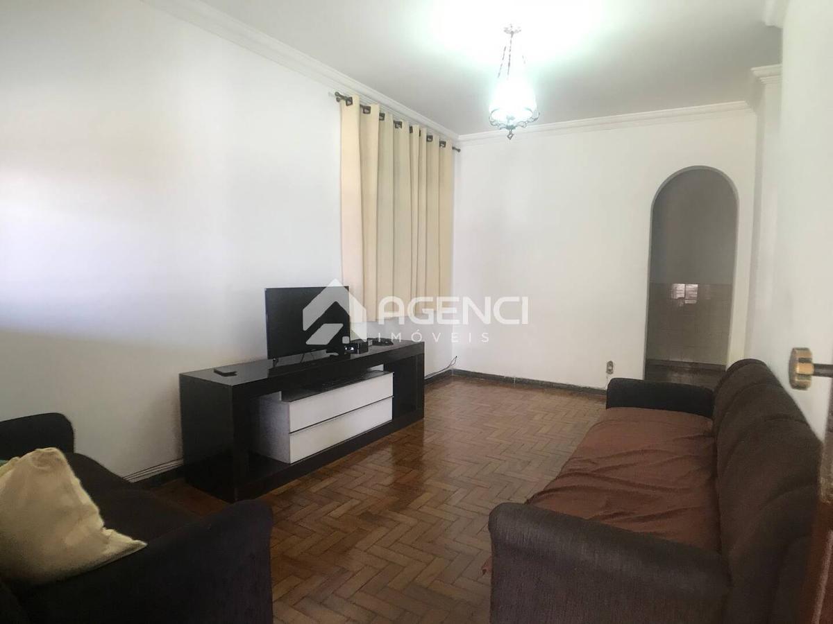 Casa, Santa Maria, 3 Quartos, 0 Vaga, 1 Suíte