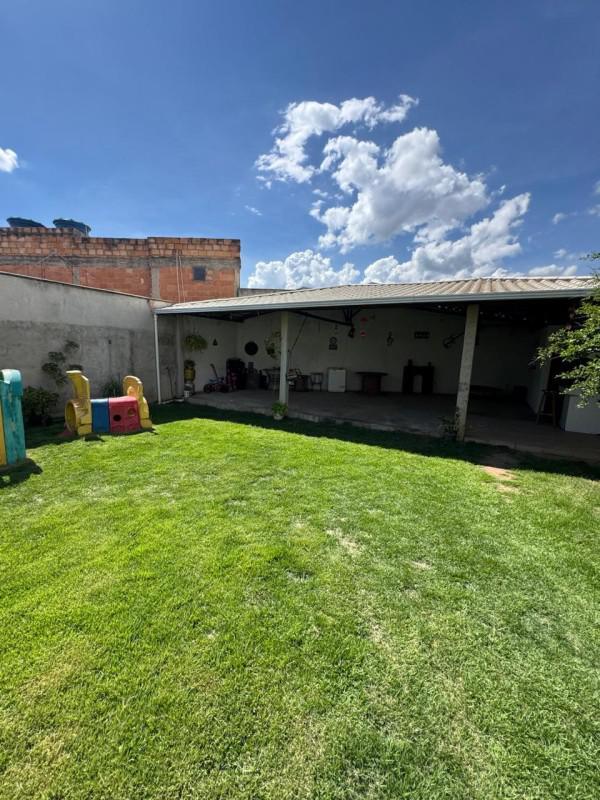 Casa, Masterville, 3 Quartos, 5 Vagas, 1 Suíte