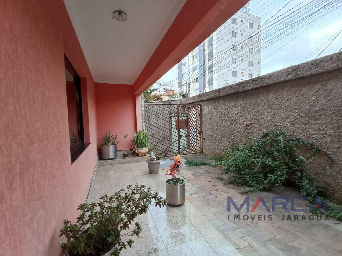 Casa, Fernão Dias, 0 Quarto, 0 Vaga