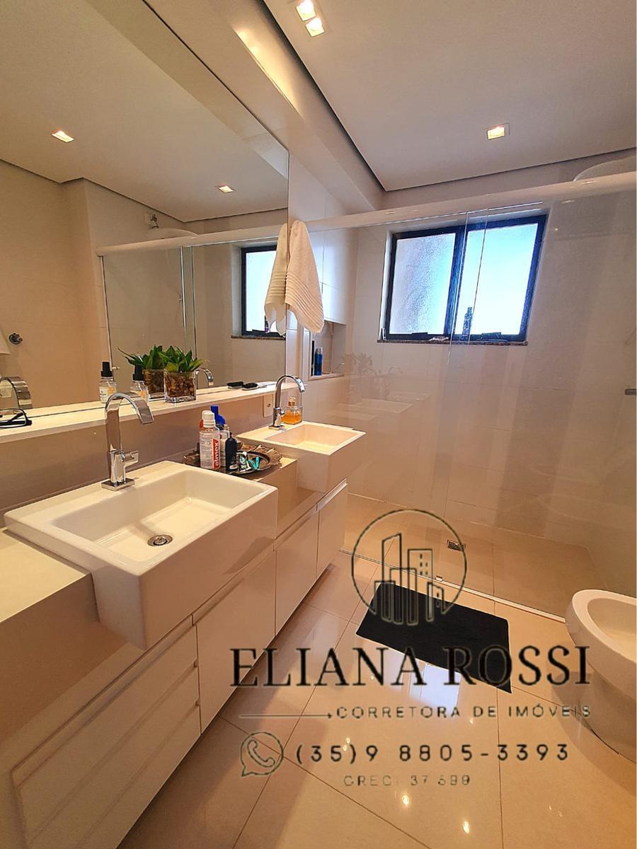 Apartamento, Centro, 4 Quartos, 2 Vagas, 1 Suíte