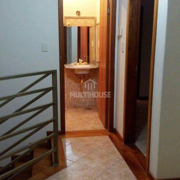 Casa, Centro, 4 Quartos, 5 Vagas, 1 Suíte