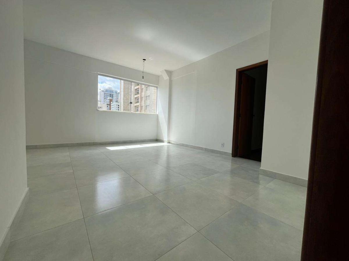 Apartamento, Funcionários, 3 Quartos, 2 Vagas, 1 Suíte