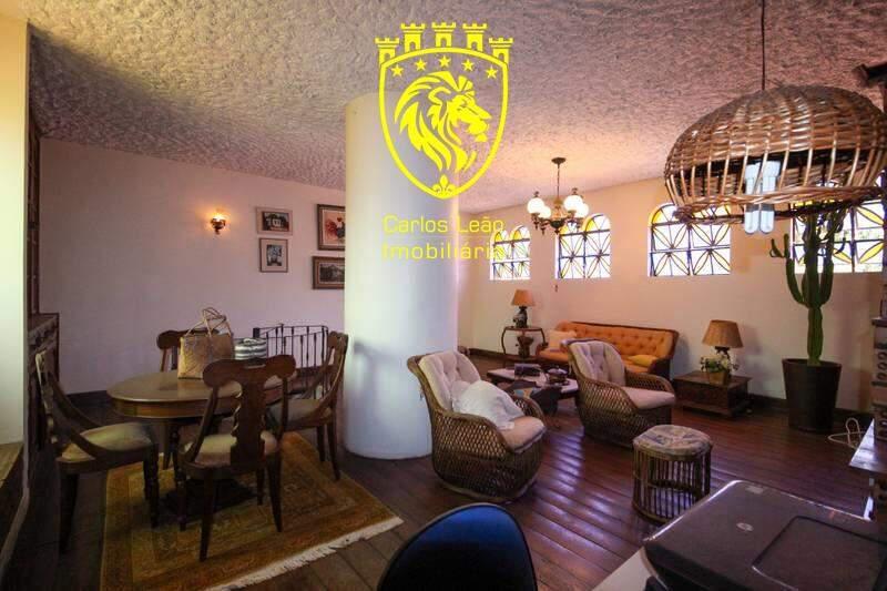 Casa, São Bento, 4 Quartos, 8 Vagas, 2 Suítes