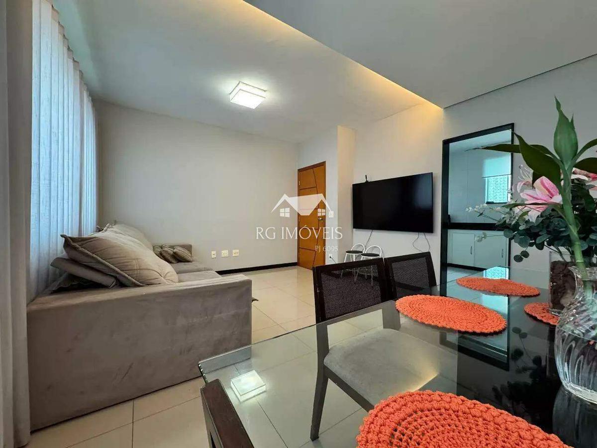 Apartamento, Barreiro, 3 Quartos, 2 Vagas, 1 Suíte