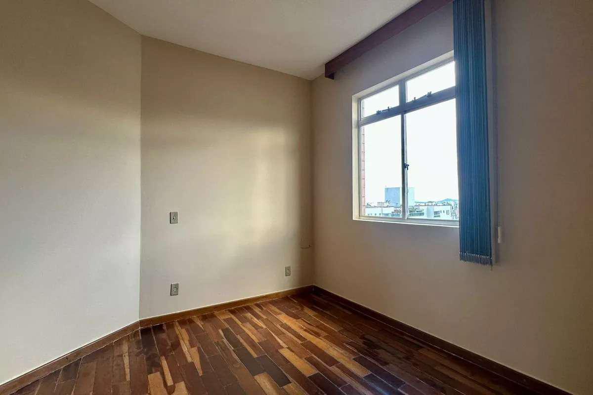 Cobertura, Luxemburgo, 3 Quartos, 2 Vagas, 2 Suítes