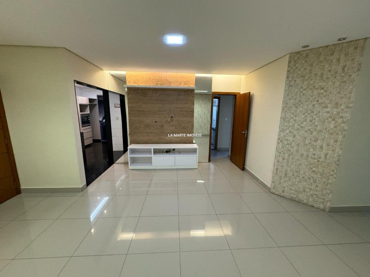 Apartamento, Jardim Riacho das Pedras, 3 Quartos, 2 Vagas, 1 Suíte