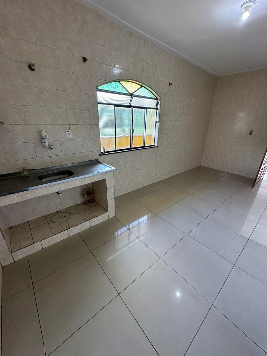 Casa, São José, 3 Quartos, 0 Vaga, 1 Suíte