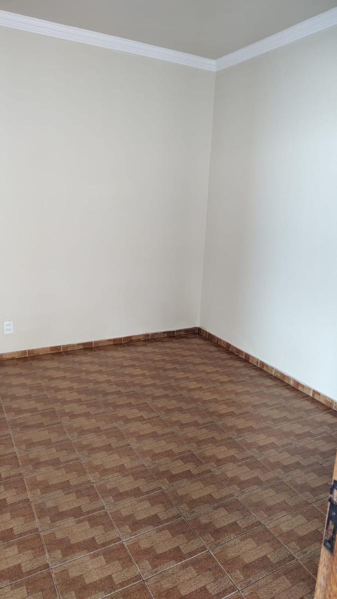 Casa Comercial, Piratininga (venda Nova), 3 Quartos, 5 Vagas, 1 Suíte