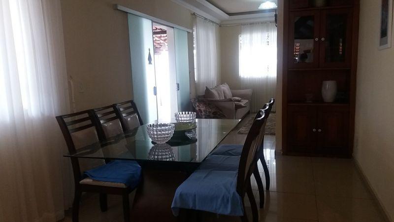 Casa, Santa Mônica, 3 Quartos, 4 Vagas, 2 Suítes